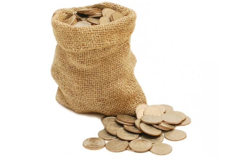 A bag of money as a talisman of good luck Photo 1